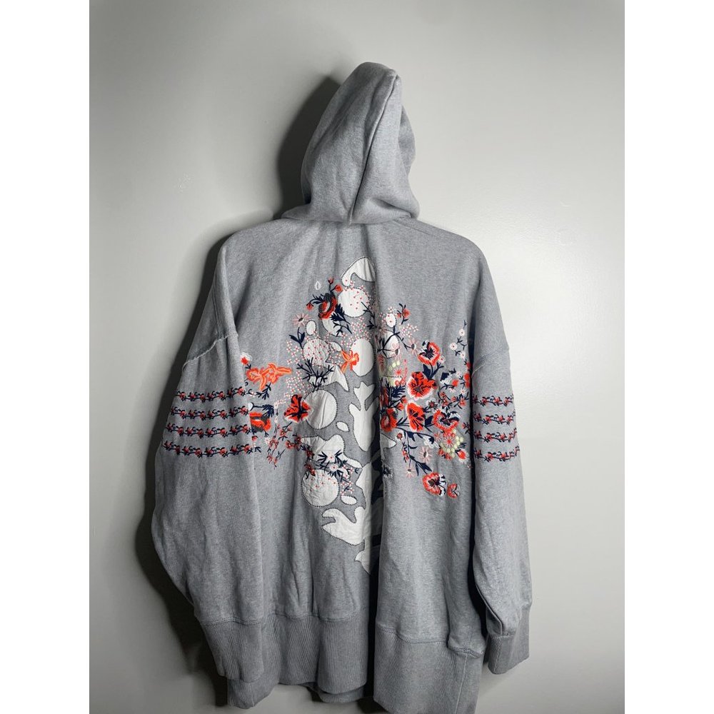 New Free People At My Best Gray Embroidered Sweat Sweatshirt FP Movement Size S - Picture 6 of 7